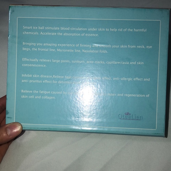 Ice globes Facial Treatment - Picture 4 of 7